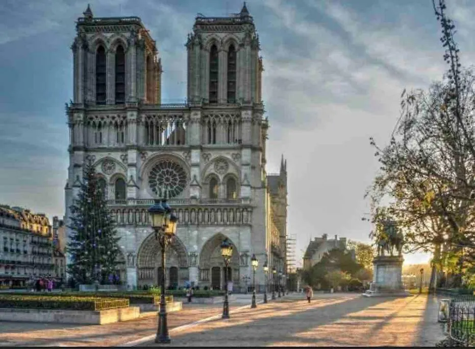 Enchanting Retreat In The Heart Of The Latin Quarter - Entire For Yourself Daire Paris
